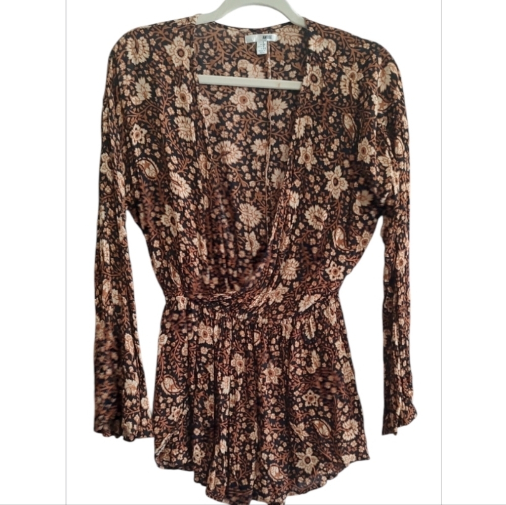 Amuse Society Floral Blouse - Black and Cream Size M